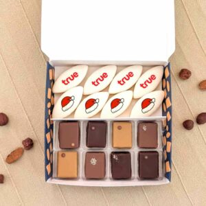 coffret-cadeau-noel-client-personnalisable Chocolat personnalisé Noël