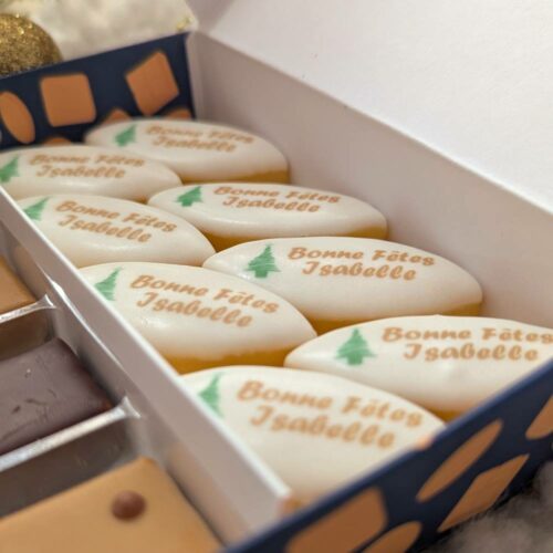 coffret de noel calissons personnalisés et chocolats valrhona coffret de Noël de calissons et chocolats