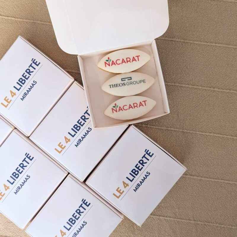Calissons personnalisés dans petite boite pour promoteur immobilier Cadeau client promoteur : calissons personnalisés