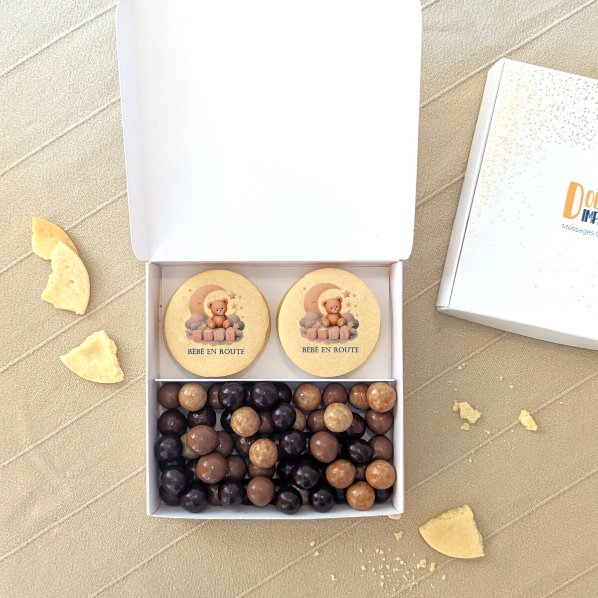 coffret cadeau gourmand personnalisé biscuits et chocolats