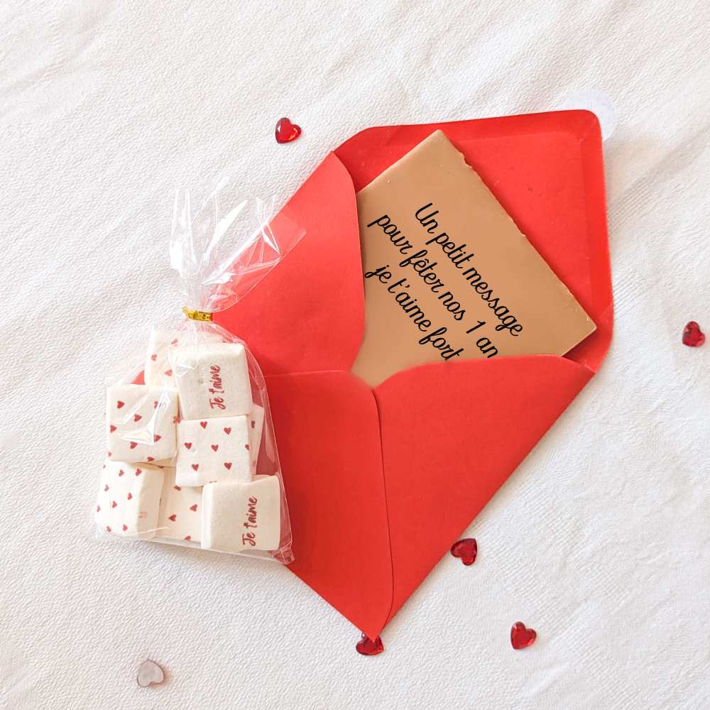 Pack cadeau couple : tablette personnalisée et sachet guimauves