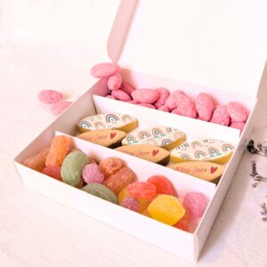 Pralines roses pour coffret cadeau merci maîtresse personnalisé