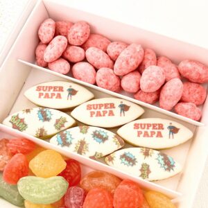 Coffret Sunny Fête des Pères – Cadeau personnalisé avec calissons d'aix, bonbons artisanaux et pralines roses pour papa.