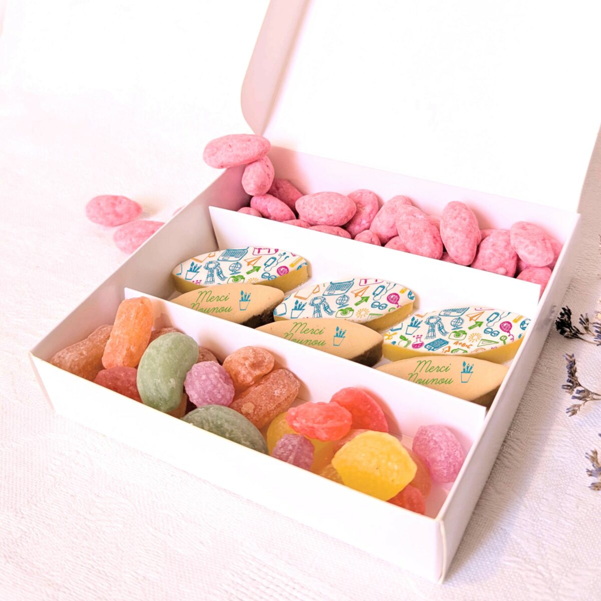 Calissons personnalisés merci maîtresse pour cadeau de fin d'année scolaire