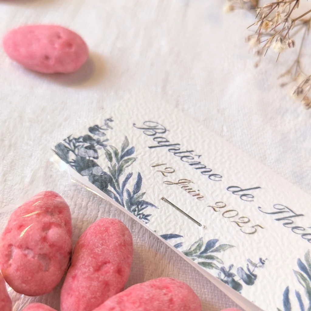 pochon pralines roses cadeau invité baptême fille