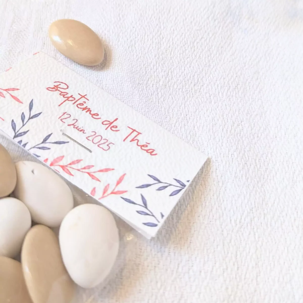 sachet dragées baptême fait main en France