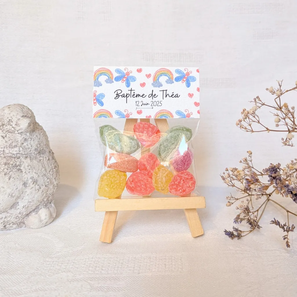 sachet de bonbons personnalisés avec étiquette arc-en-ciel