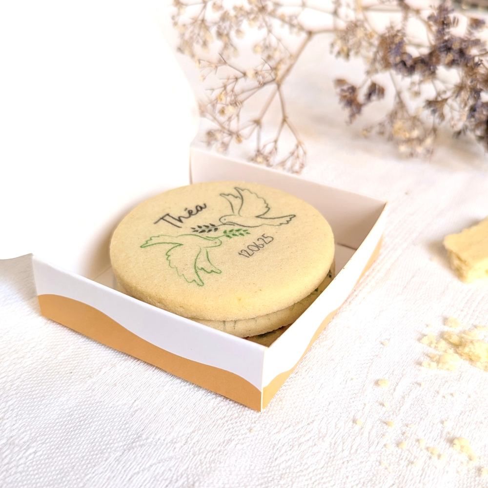 boîte de biscuits personnalisés pour baptême