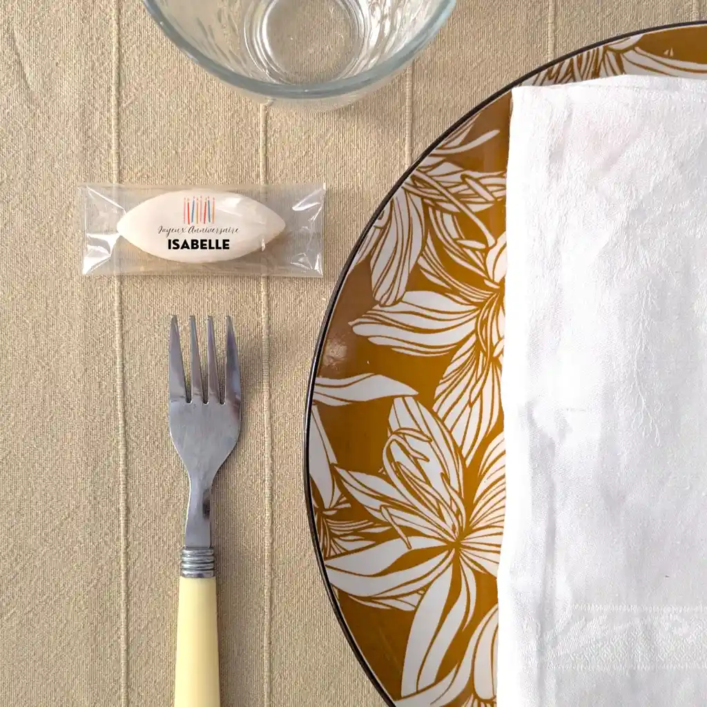 calissons anniversaire en sachet cadeau invité